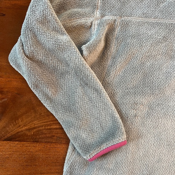 Patagonia Womens Gray Quarter Snap Pullover Fleece Pockets Sz M - Picture 8 of 9